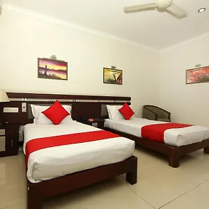 oyo-8892-kadambari-regency.kerala-hotels.net/